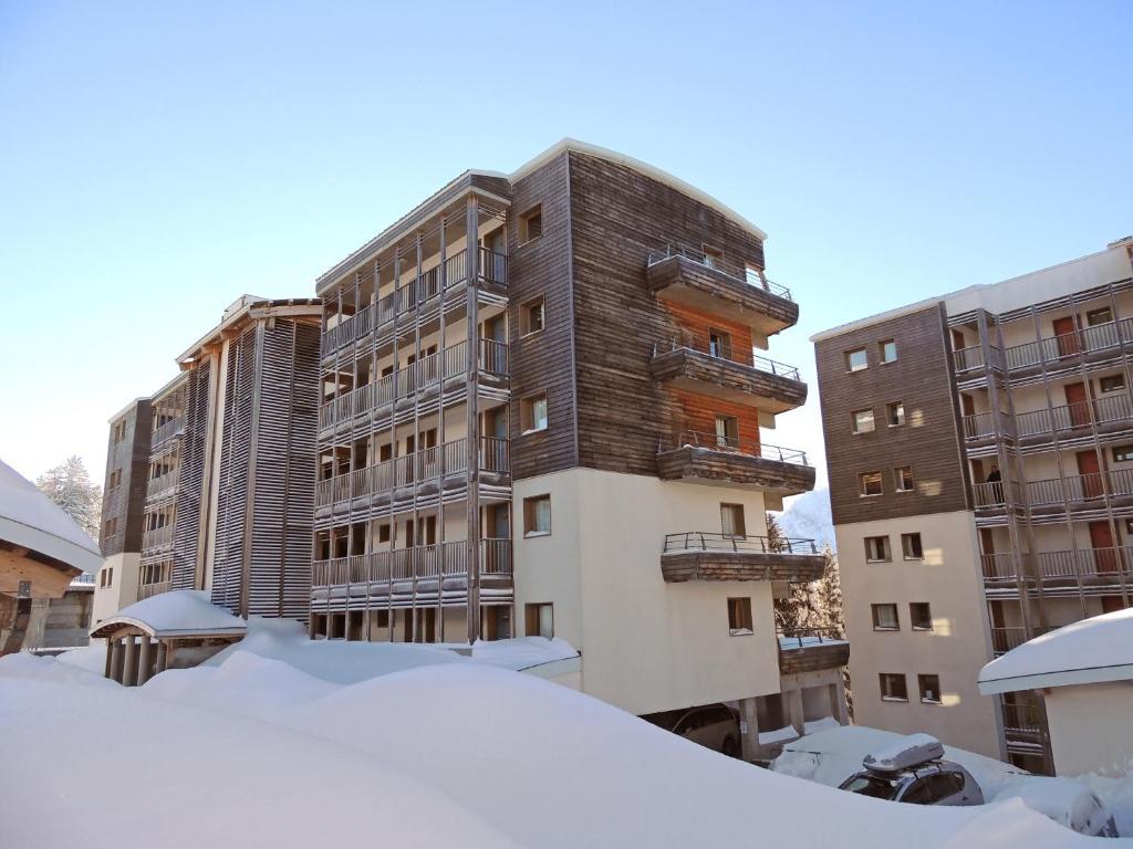 Ecrin Des Neiges Aparthotel Chamrousse Exterior photo
